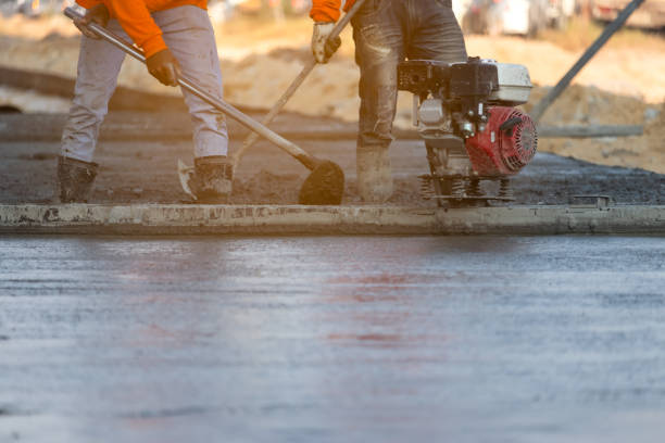 Best Concrete Driveway Installation  in Espaola, NM